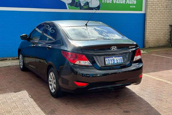 2012 Hyundai Accent Active RB