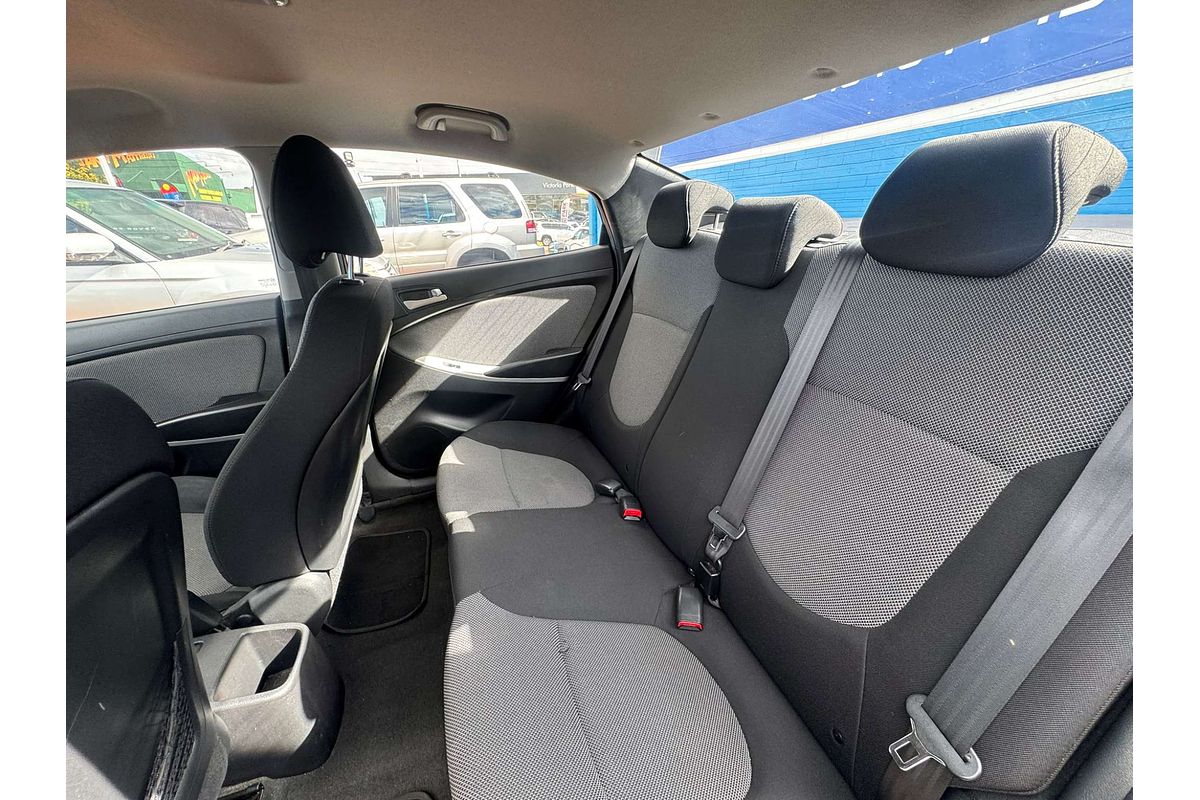 2012 Hyundai Accent Active RB