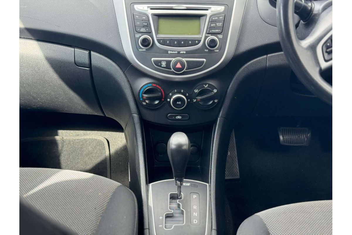 2012 Hyundai Accent Active RB