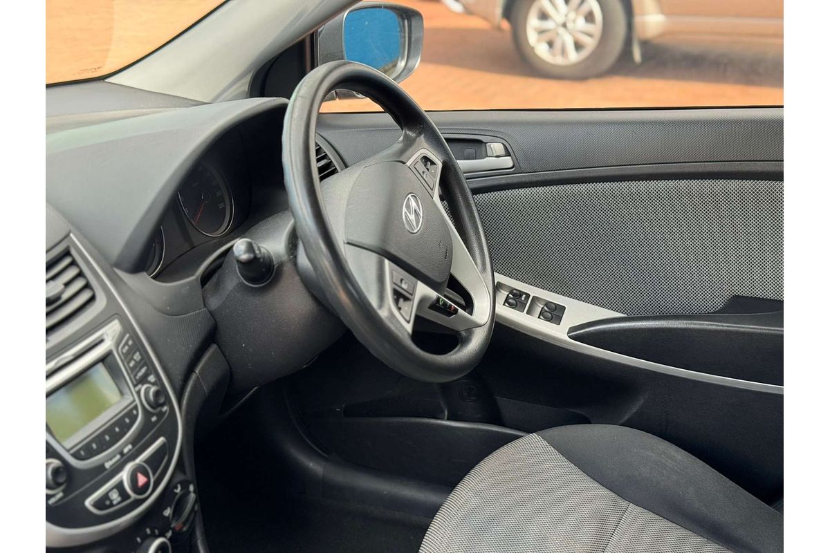 2012 Hyundai Accent Active RB