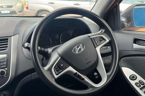 2012 Hyundai Accent Active RB