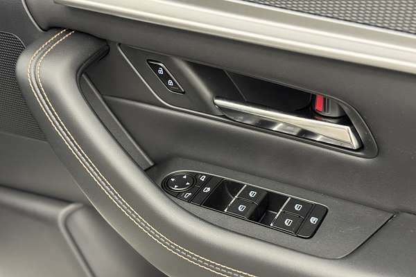 2025 Mazda CX-70 D50e GT KJ