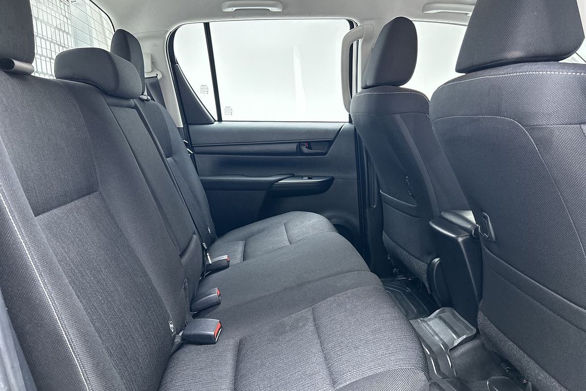 2021 Toyota Hilux SR GUN126R 4X4