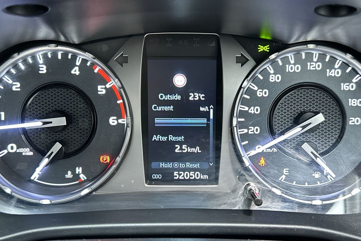 2021 Toyota Hilux SR GUN126R 4X4
