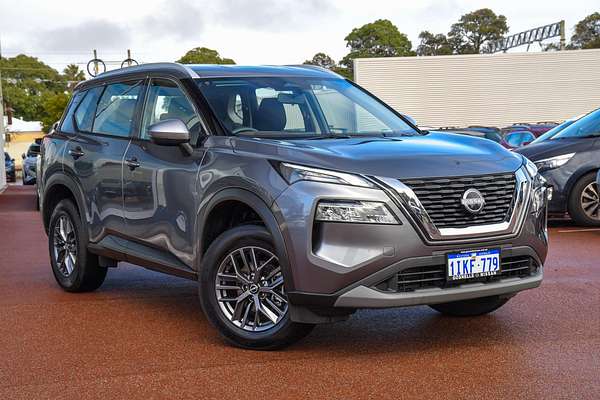 2024 Nissan X-TRAIL ST T33