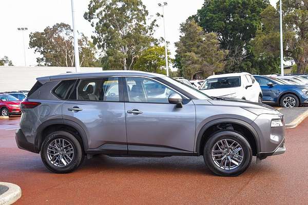 2024 Nissan X-TRAIL ST T33