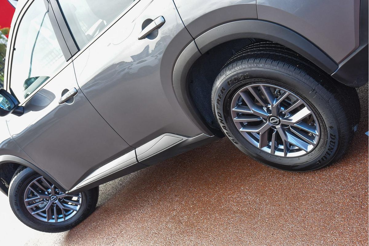 2024 Nissan X-TRAIL ST T33