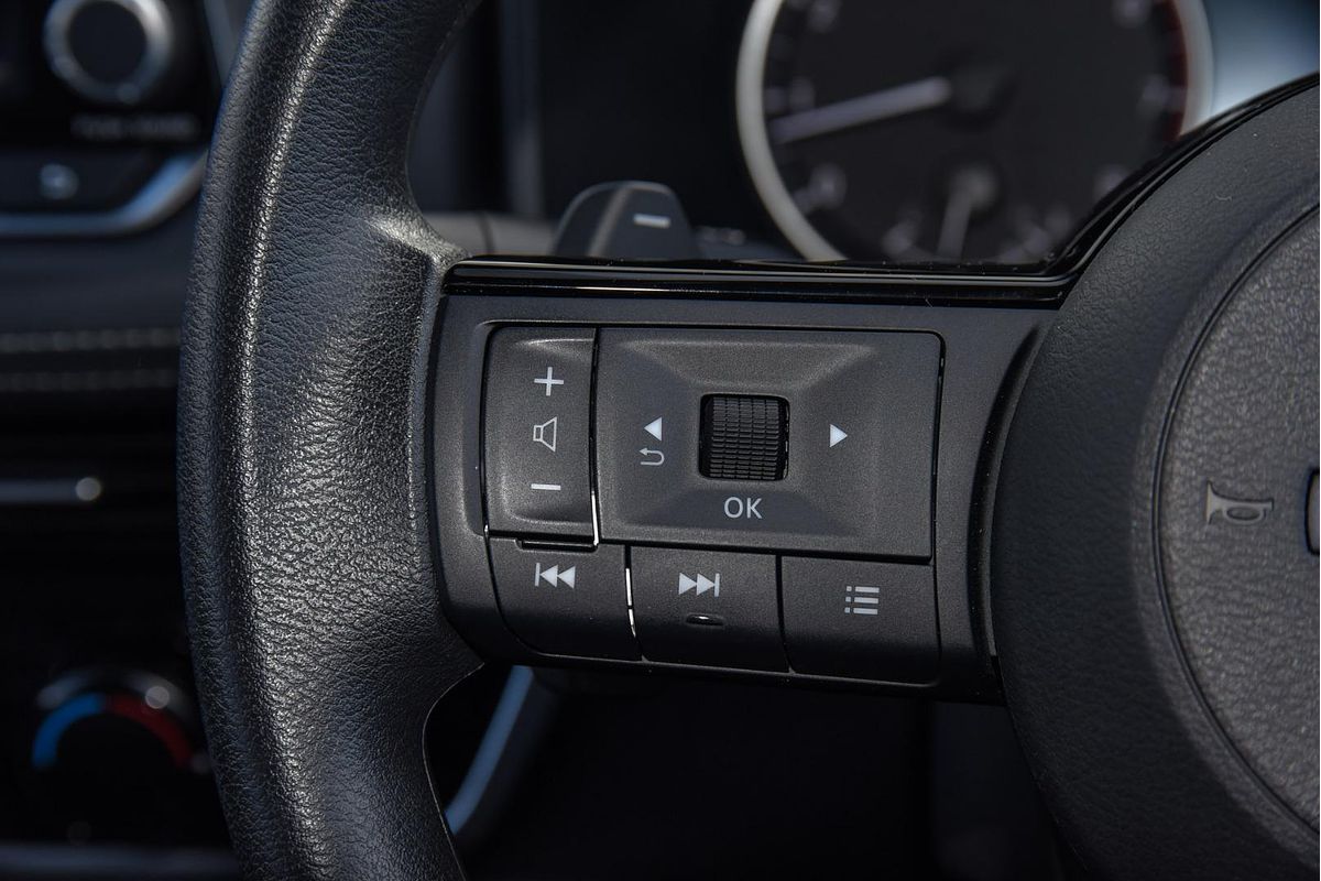 2024 Nissan X-TRAIL ST T33