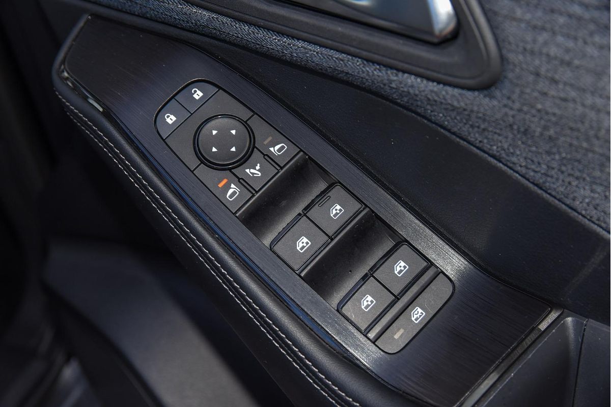 2024 Nissan X-TRAIL ST T33
