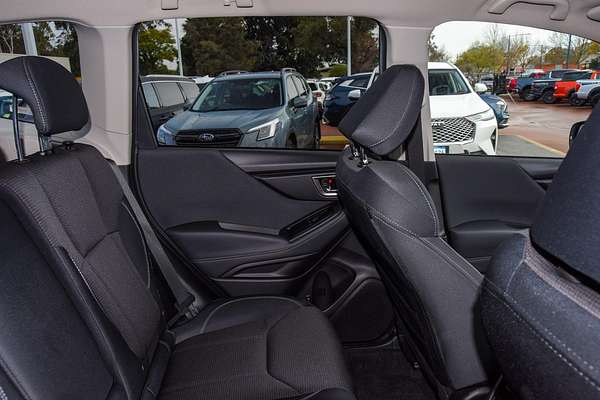 2024 Subaru Forester 2.5i-L S5