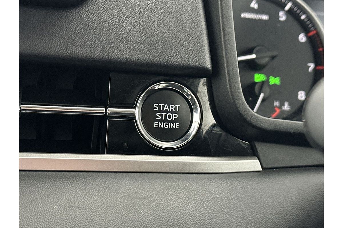 2023 Mitsubishi Outlander LS ZM