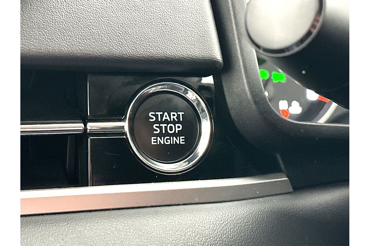 2024 Mitsubishi Outlander LS ZM