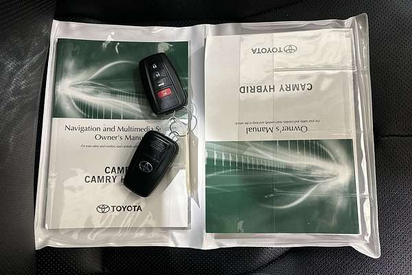 2021 Toyota Camry SL AXVH70R