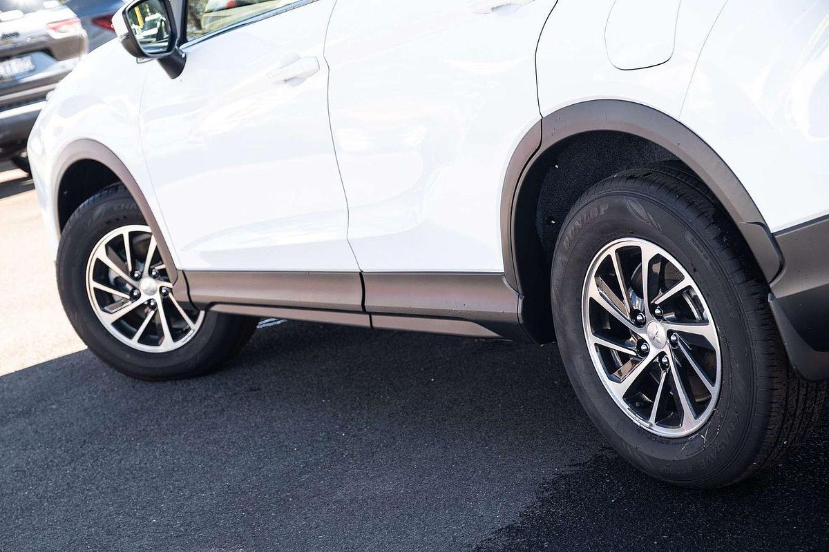 2024 Mitsubishi Eclipse Cross ES YB