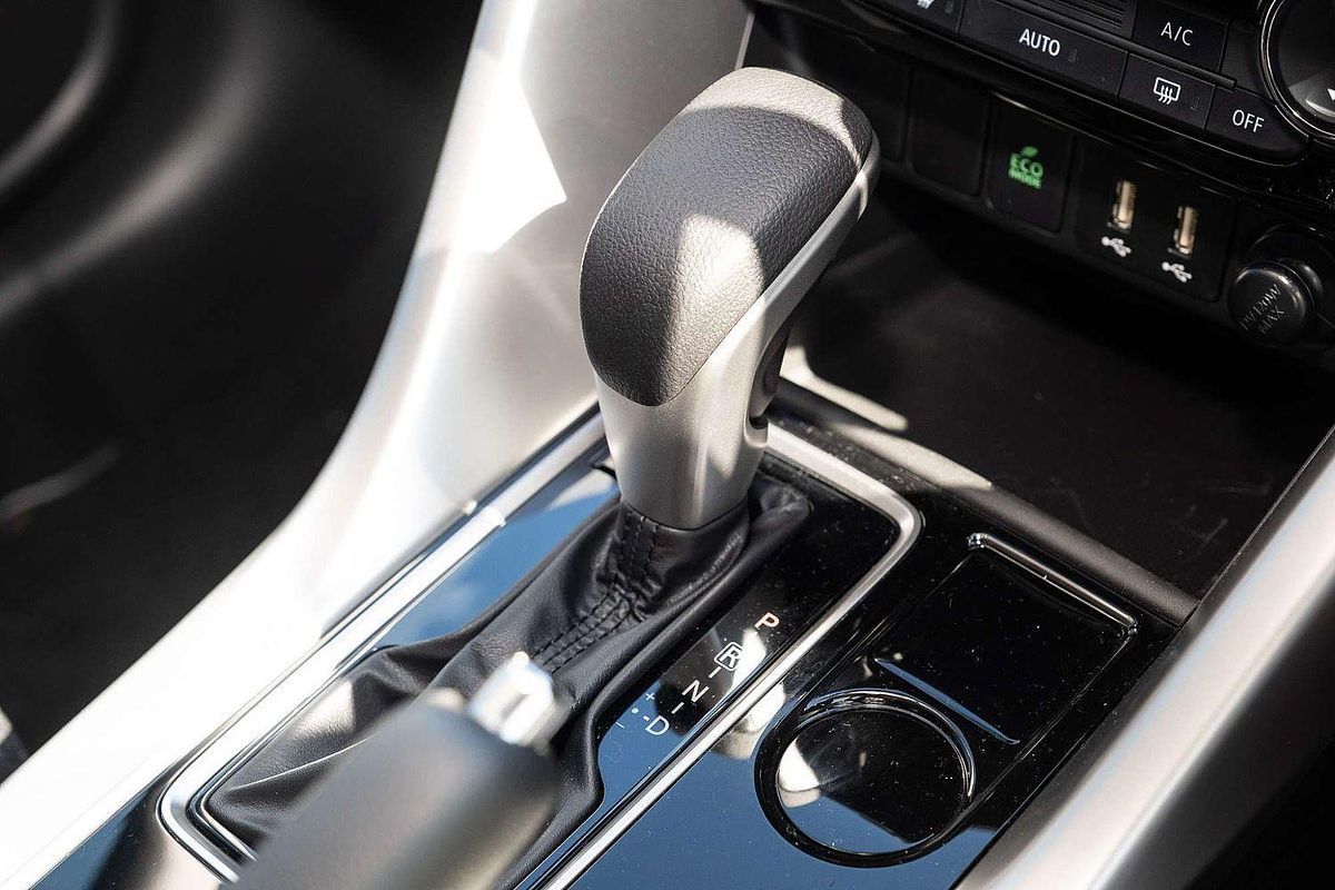 2024 Mitsubishi Eclipse Cross ES YB