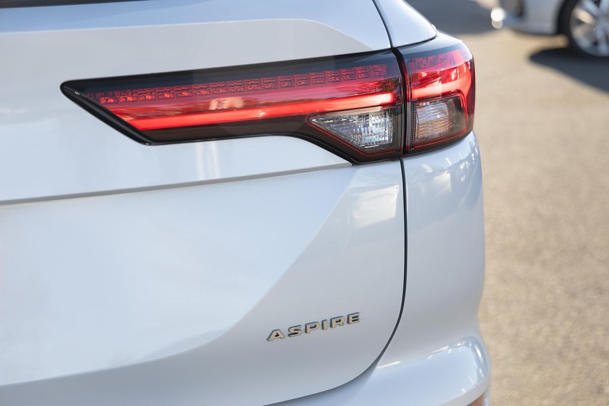 2023 Mitsubishi Outlander Aspire ZM