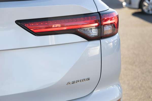 2023 Mitsubishi Outlander Aspire ZM