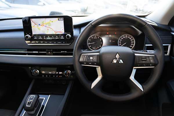 2023 Mitsubishi Outlander Aspire ZM