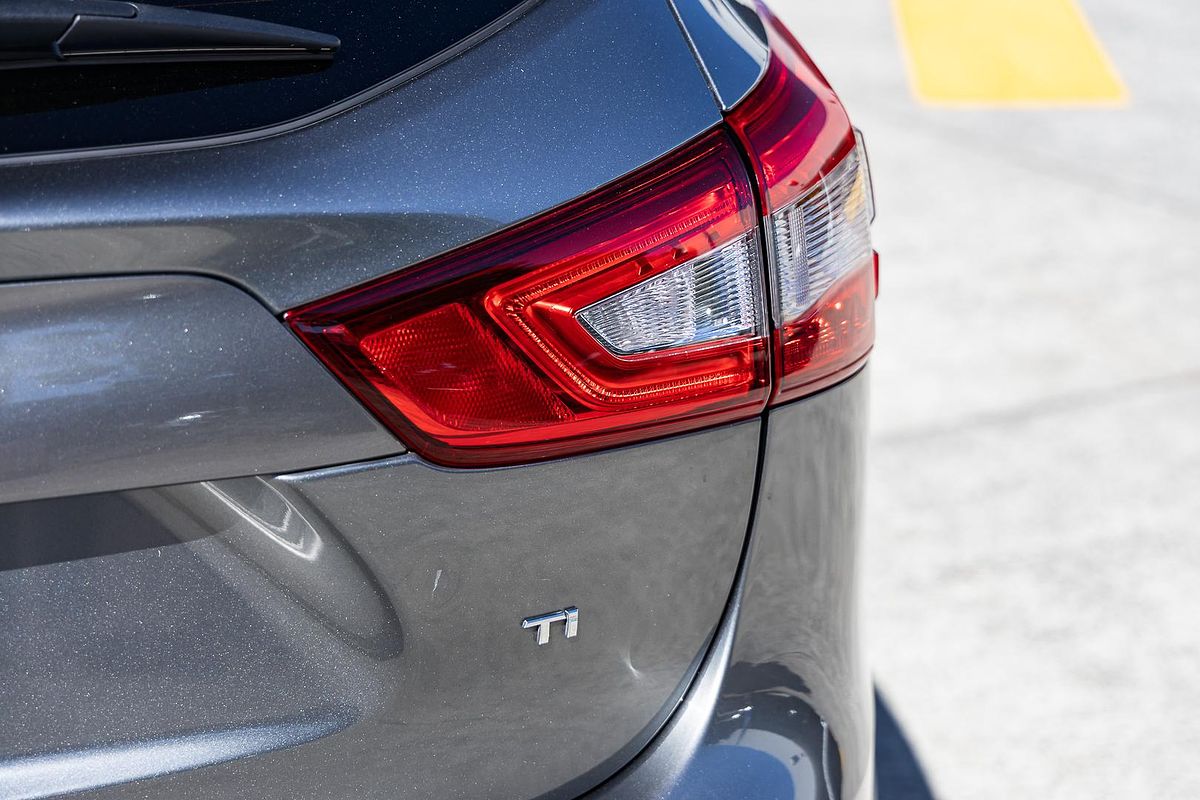 2017 Nissan QASHQAI Ti J11