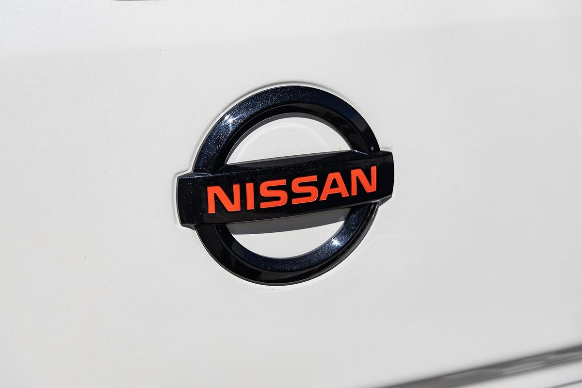 2023 Nissan Navara PRO-4X Warrior D23 4X4