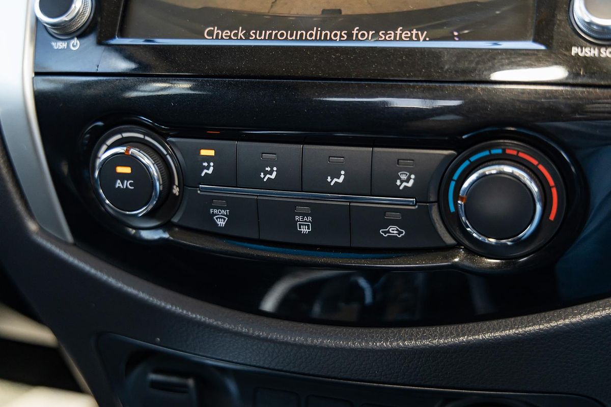 2019 Nissan Navara ST D23 Series 4 4X4