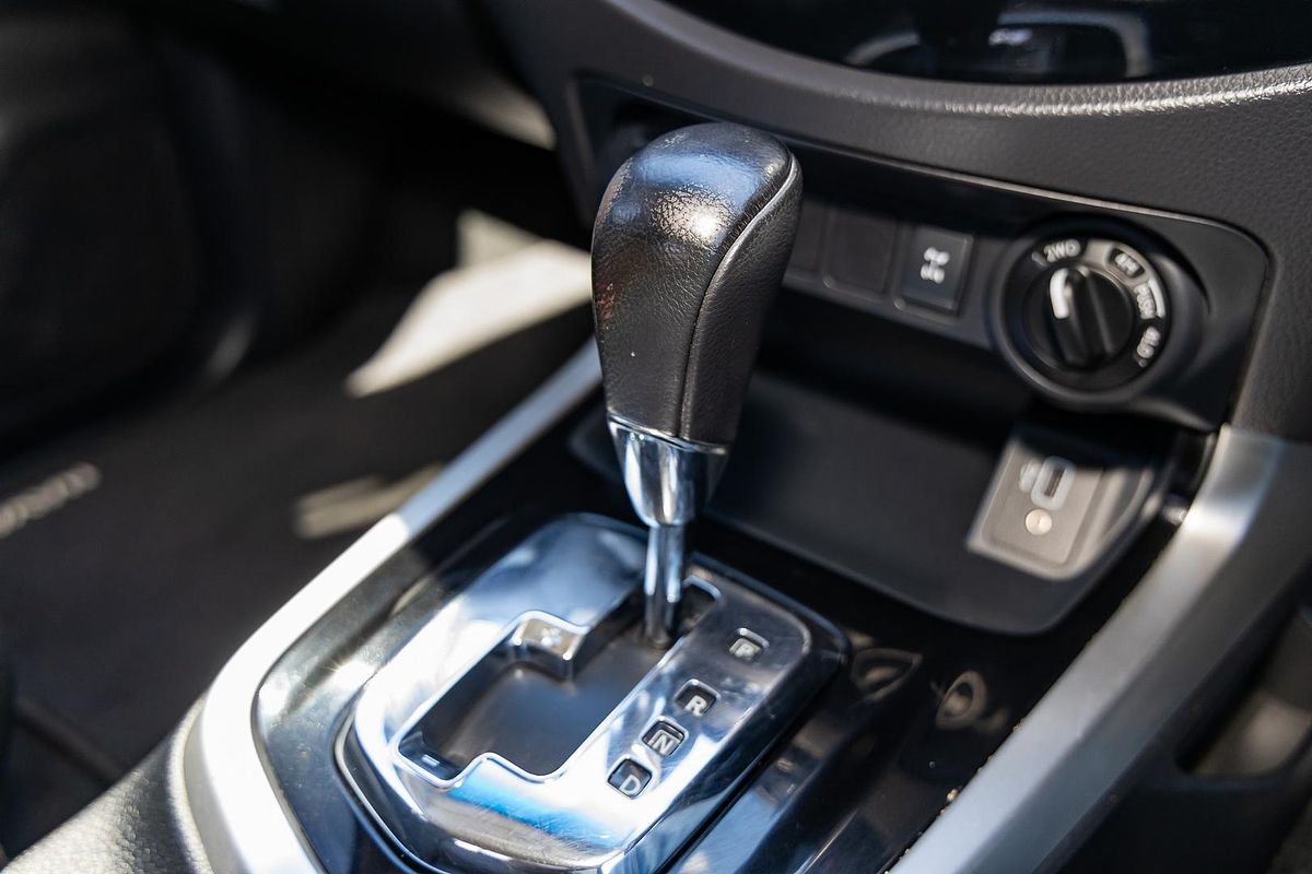 2019 Nissan Navara ST D23 Series 4 4X4