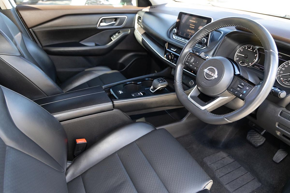 2023 Nissan X-TRAIL ST-L T33