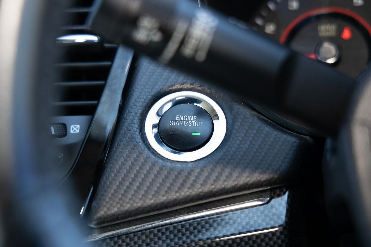 2016 Holden Ute SV6 Black VF Series II Rear Wheel Drive