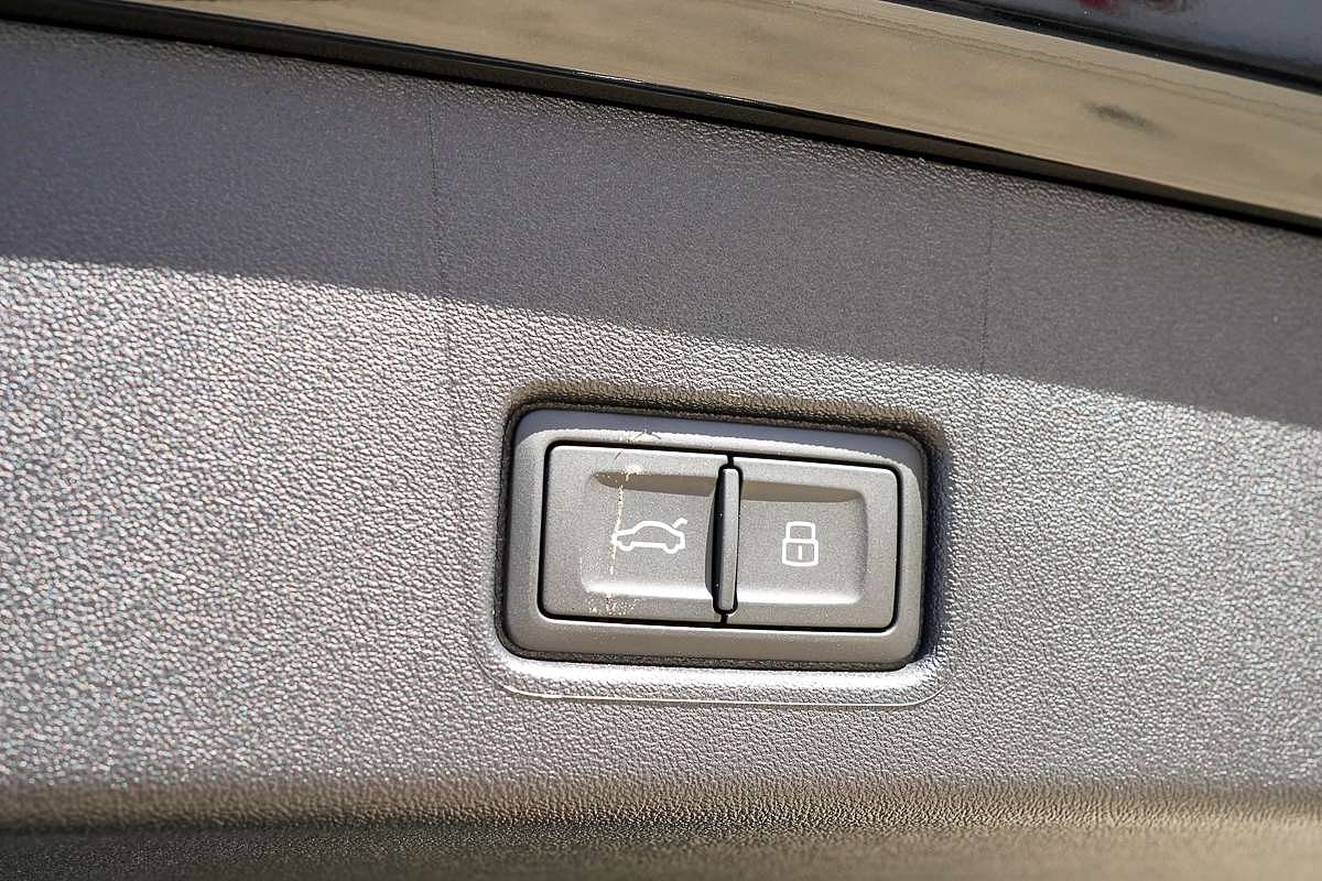 2024 Audi Q4 e-tron 45 F4