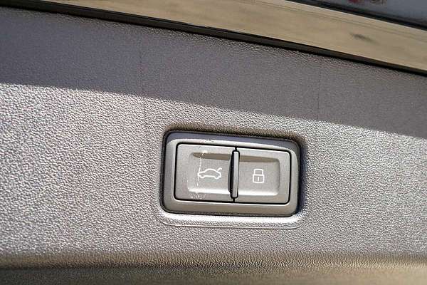 2024 Audi Q4 e-tron 45 F4
