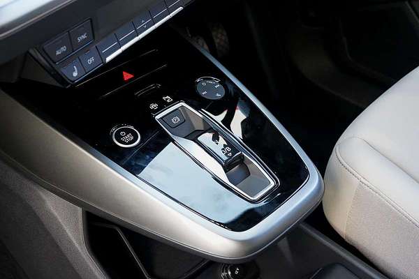 2024 Audi Q4 e-tron 45 F4