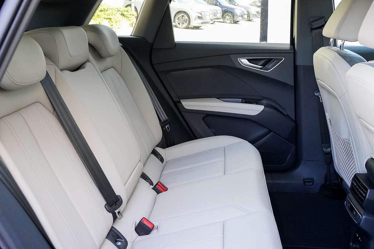 2024 Audi Q4 e-tron 45 F4