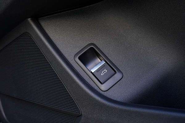 2024 Audi Q4 e-tron 45 F4