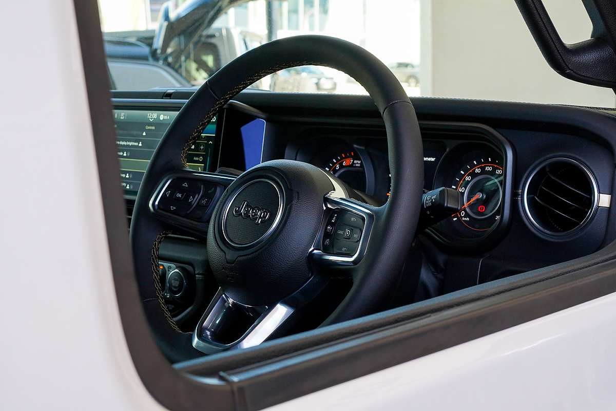 2024 Jeep Wrangler Unlimited Overland JL