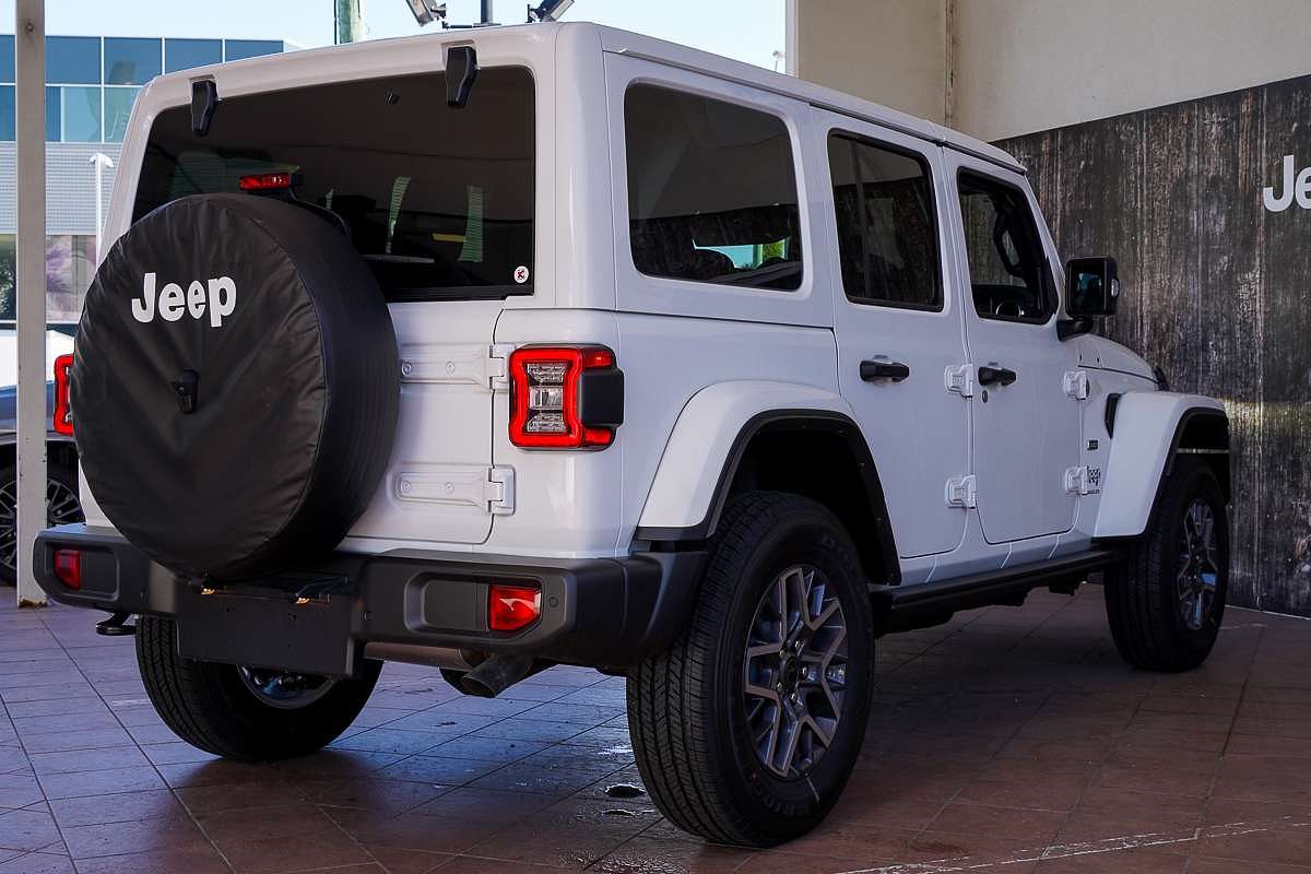 2024 Jeep Wrangler Unlimited Overland JL