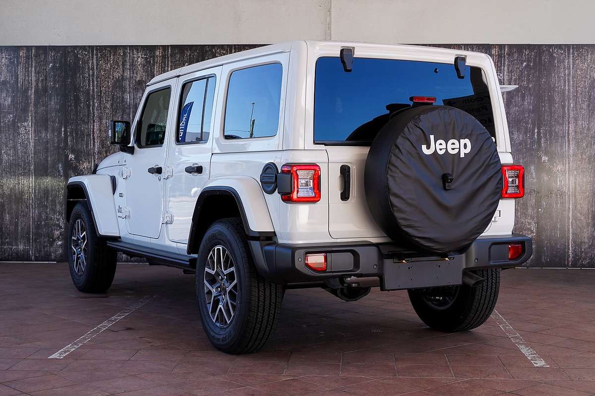 2024 Jeep Wrangler Unlimited Overland JL