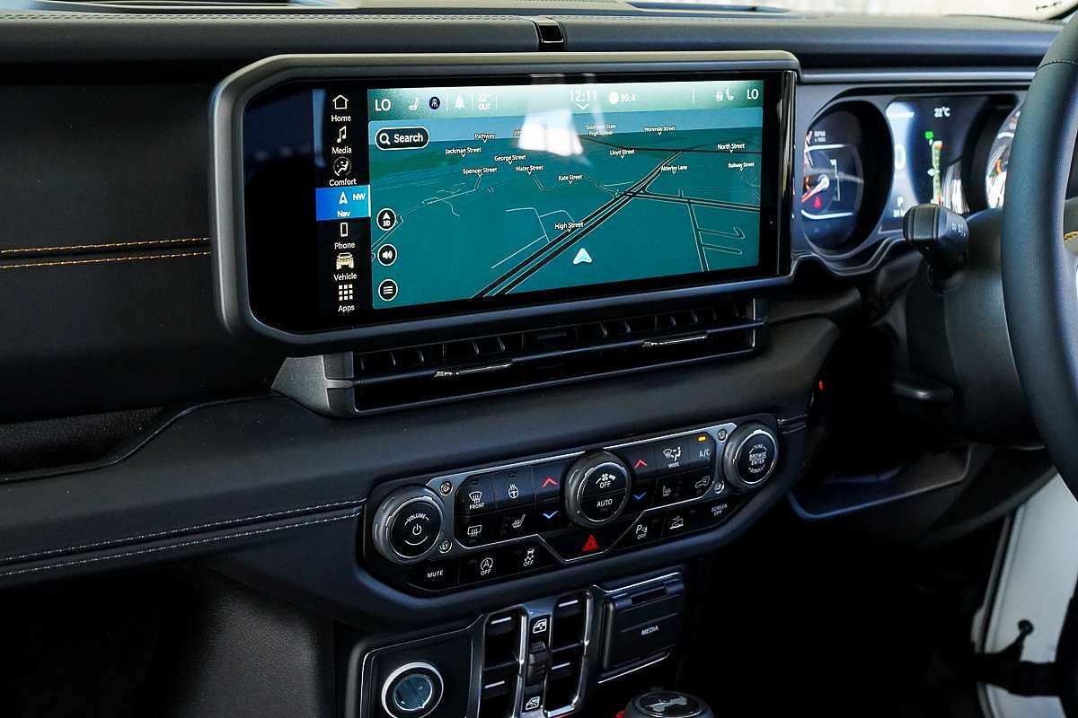 2024 Jeep Wrangler Unlimited Overland JL