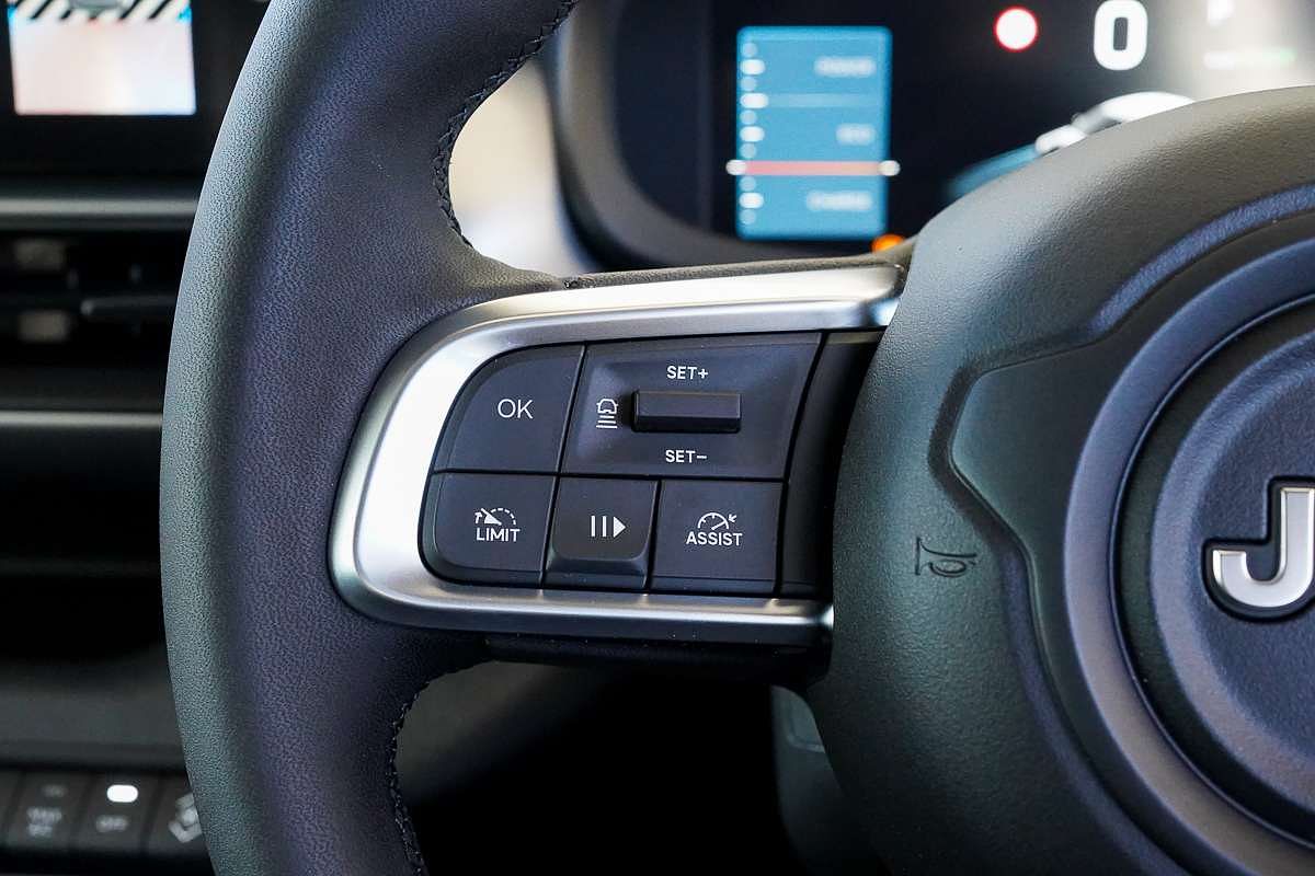 2024 Jeep Avenger Summit JJ