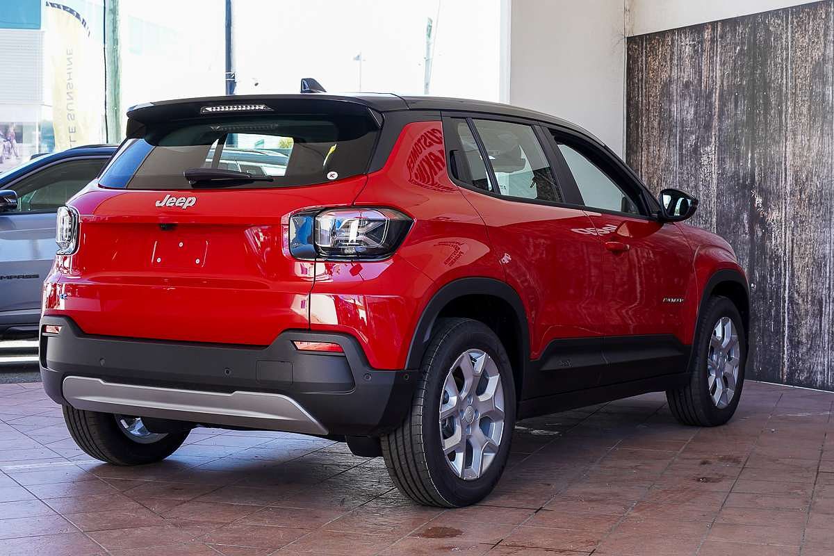 2024 Jeep Avenger Summit JJ