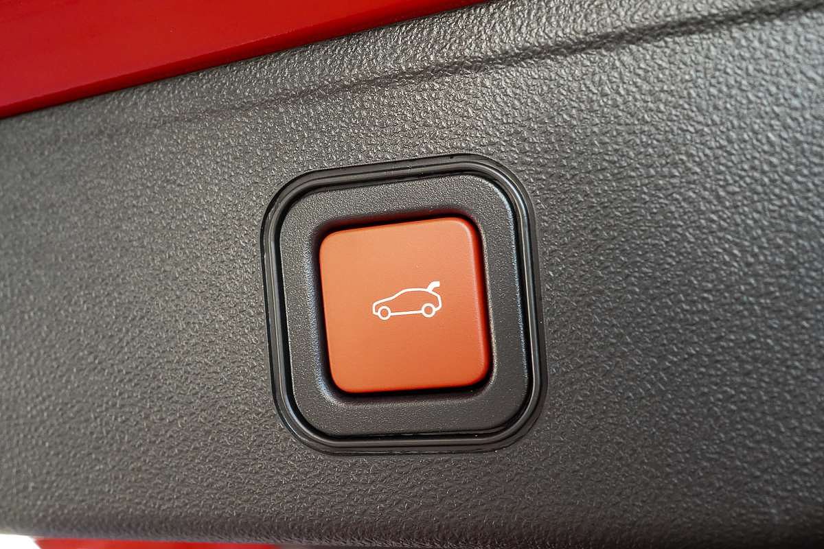 2024 Jeep Avenger Summit JJ