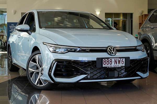 2025 Volkswagen Golf 110TSI R-Line 8.5