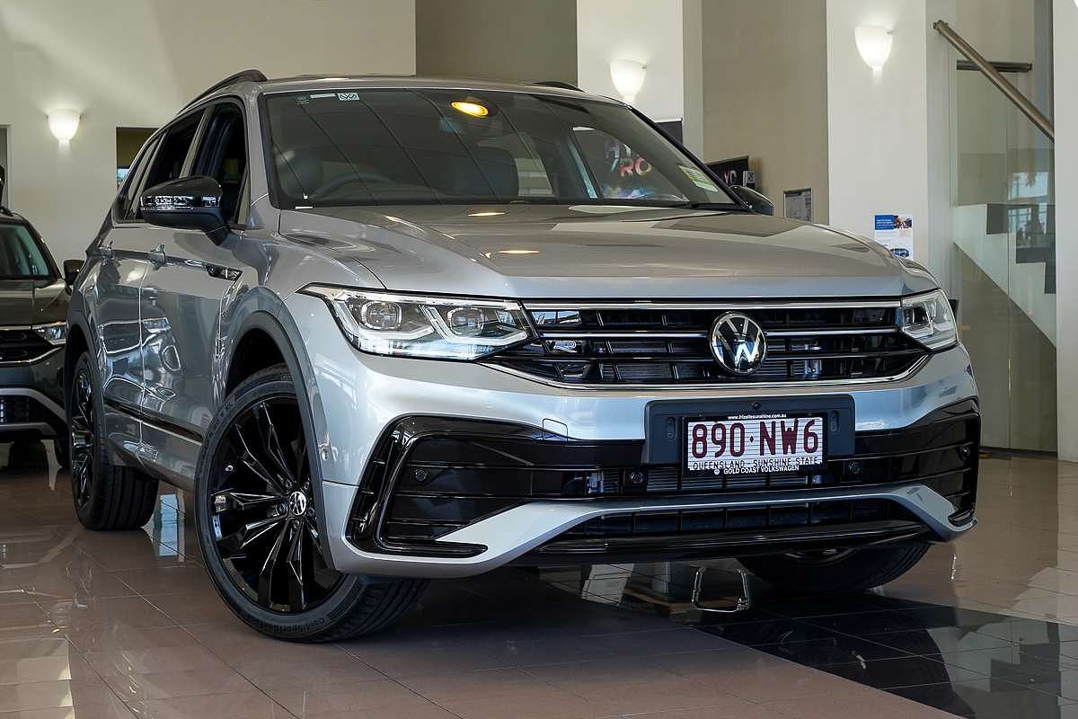 2024 Volkswagen Tiguan Wolfsburg Edition Allspace 5N