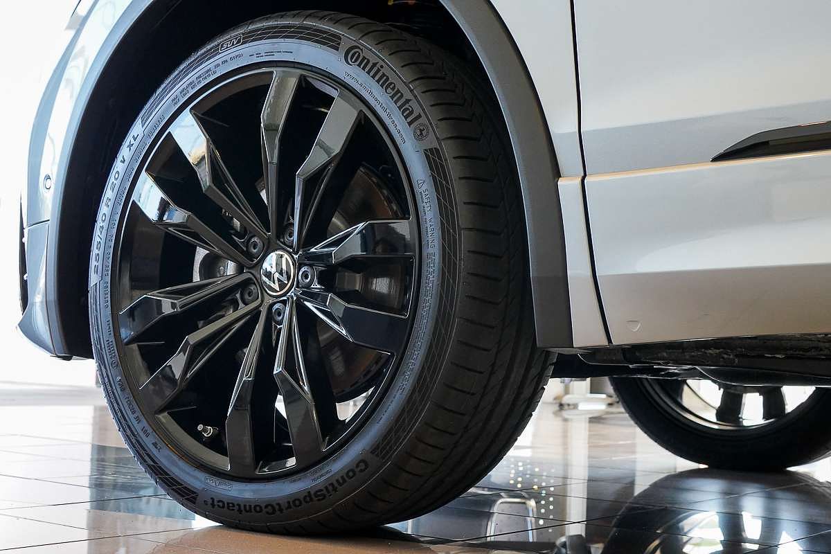 2024 Volkswagen Tiguan Wolfsburg Edition Allspace 5N
