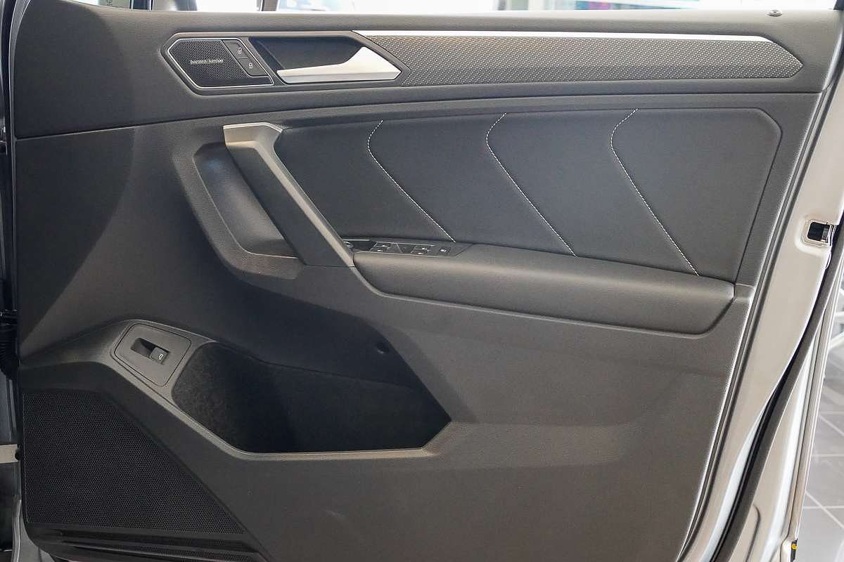 2024 Volkswagen Tiguan Wolfsburg Edition Allspace 5N