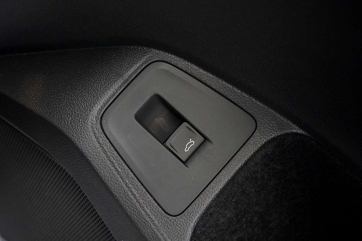2024 Volkswagen Tiguan Wolfsburg Edition Allspace 5N