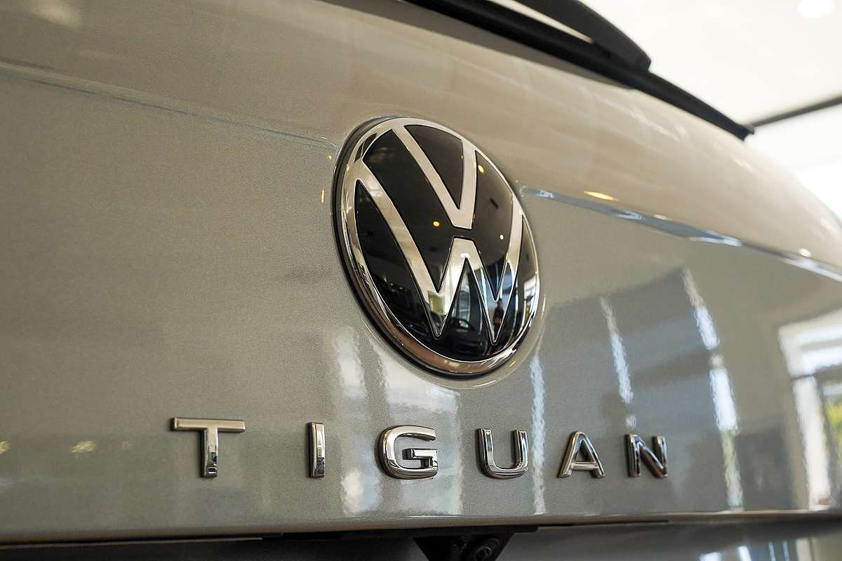2024 Volkswagen Tiguan Wolfsburg Edition Allspace 5N