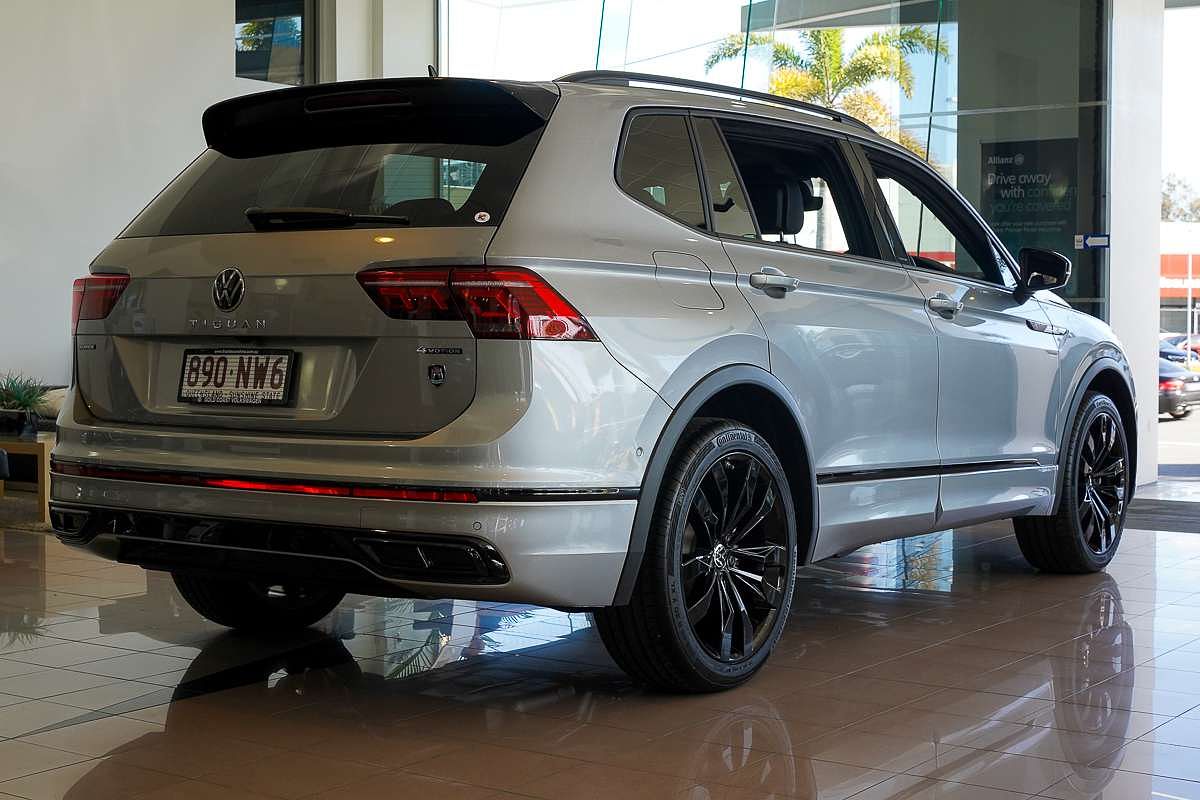 2024 Volkswagen Tiguan Wolfsburg Edition Allspace 5N