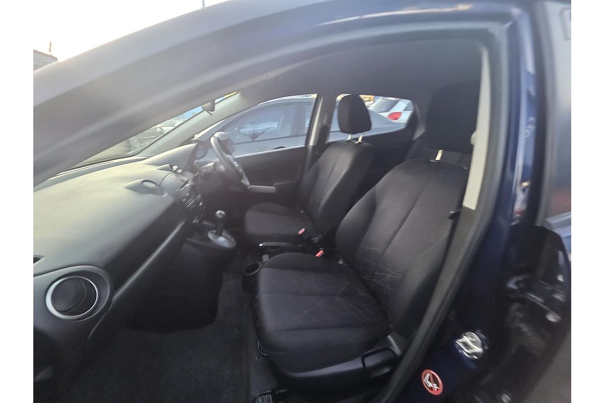 2013 Mazda 2 Neo DE Series 2
