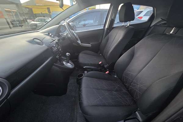 2013 Mazda 2 Neo DE Series 2