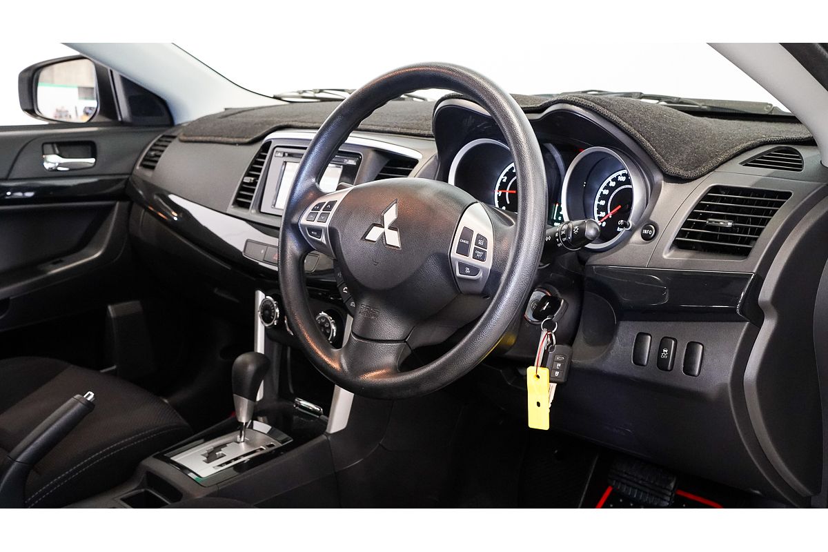 2017 Mitsubishi Lancer ES Sport CF